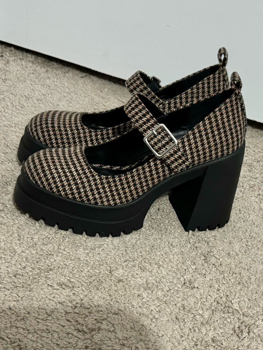 Cool Steve Madden size 6.5 brown plaid platform Mary Jane shoes Orsen new - Picture 3 of 6